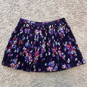 AE Floral Pleated Skirt Size 2